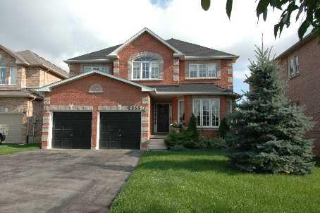 2353 Eden Valley Dr, House detached with 4 bedrooms, 3 bathrooms and 2 parking in Oakville ON | Image 1
