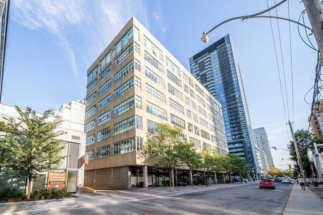 206 - 188 Eglinton Ave E, Condo with 2 bedrooms, 2 bathrooms and 0 parking in Toronto ON | Image 12
