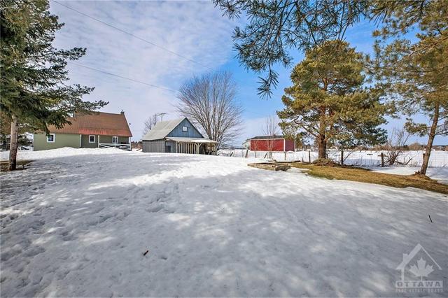 1669 Brazeau Road, House detached with 1 bedrooms, 2 bathrooms and 6 parking in Clarence Rockland ON | Image 24