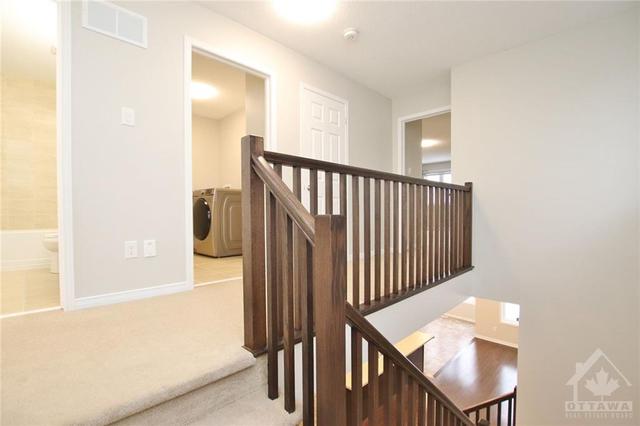 647 Gabriola Way, Townhouse with 3 bedrooms, 3 bathrooms and 3 parking in Ottawa ON | Image 18