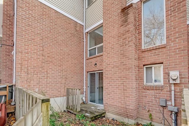 7 - 3061 Sir Johns Homestead, House attached with 2 bedrooms, 1 bathrooms and 1 parking in Mississauga ON | Image 28