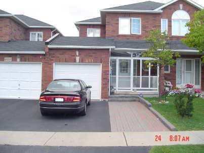 801 Ashprior Ave, House attached with 3 bedrooms, 4 bathrooms and 2 parking in Mississauga ON | Image 1