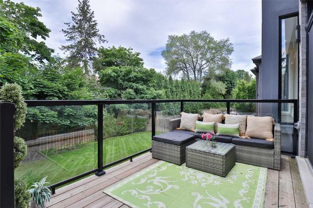 11 Fordham Pl, House detached with 5 bedrooms, 6 bathrooms and 6 parking in Toronto ON | Image 25