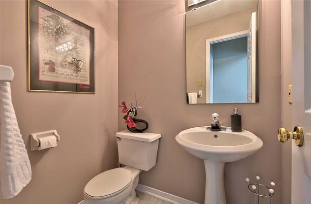26 Cavalry Tr, House detached with 4 bedrooms, 3 bathrooms and 6 parking in Markham ON | Image 7