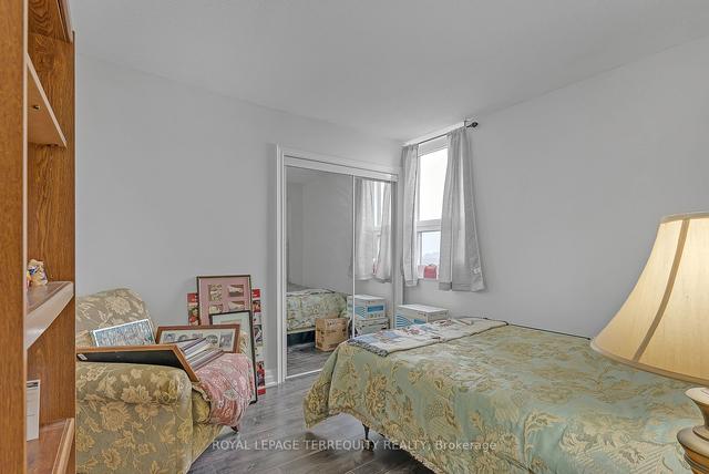 1105 - 4 Lisa St, Condo with 3 bedrooms, 2 bathrooms and 1 parking in Brampton ON | Image 16