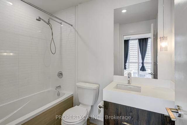 1309 - 200 Sackville St, Condo with 1 bedrooms, 2 bathrooms and 1 parking in Toronto ON | Image 8