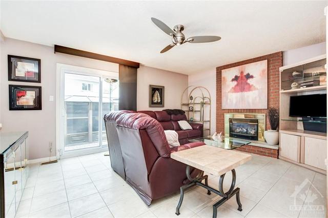 6343 Mattice Avenue, House detached with 3 bedrooms, 3 bathrooms and 4 parking in Ottawa ON | Image 14