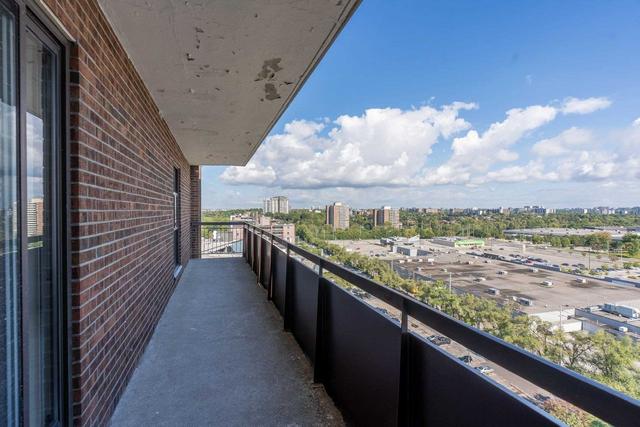 1607 - 3025 Queen Frederica Dr, Condo with 3 bedrooms, 2 bathrooms and 1 parking in Mississauga ON | Image 14