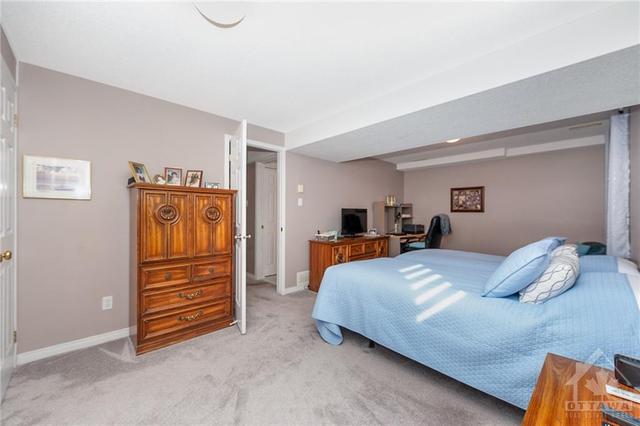 1681 Toulouse Drive, House detached with 2 bedrooms, 2 bathrooms and 3 parking in Ottawa ON | Image 15