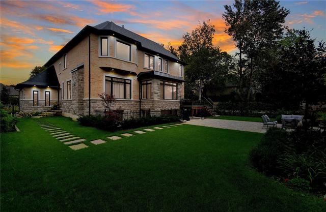 10 Oakcrest Ave, House detached with 4 bedrooms, 7 bathrooms and 9 parking in Markham ON | Image 31