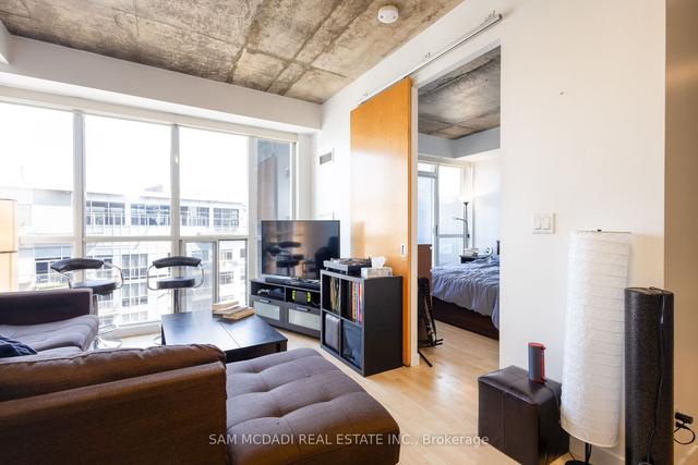 1002 - 1 Shaw St N, Condo with 1 bedrooms, 1 bathrooms and 1 parking in Toronto ON | Image 21