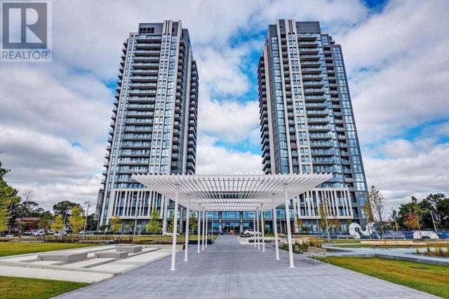 ph03 - 17 Zorra St, Condo with 3 bedrooms, 2 bathrooms and 1 parking in Toronto ON | Image 1