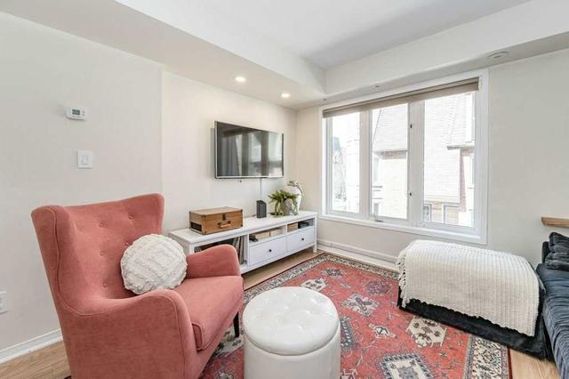 36 - 35 Foundry Ave, Townhouse with 3 bedrooms, 2 bathrooms and 2 parking in Toronto ON | Image 2
