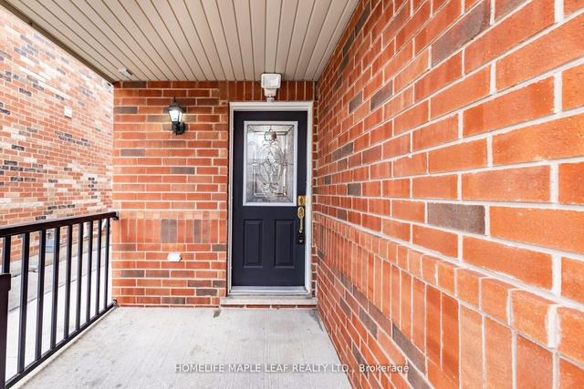 53 Herdwick St, House semidetached with 3 bedrooms, 4 bathrooms and 5 parking in Brampton ON | Image 34