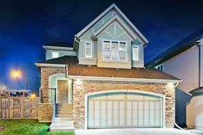 4 Aspen Hills Place Sw, House detached with 4 bedrooms, 3 bathrooms and 4 parking in Calgary AB | Image 2