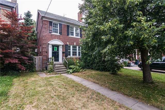248 Sutherland Dr, House detached with 3 bedrooms, 1 bathrooms and 1 parking in Toronto ON | Image 2