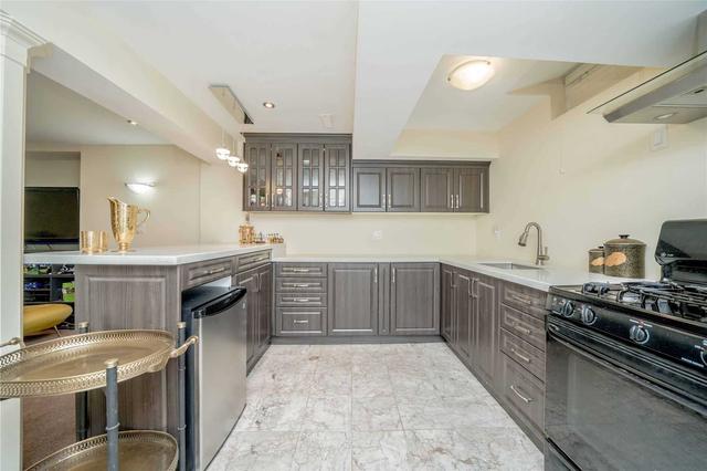 81 Via Jessica Dr, House detached with 4 bedrooms, 4 bathrooms and 6 parking in Markham ON | Image 19
