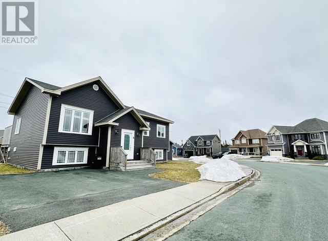 31 Kenai Crescent, House other with 5 bedrooms, 3 bathrooms and null parking in St. John's NL | Image 3
