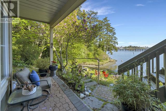 601 - 145 Gorge Rd E, House attached with 2 bedrooms, 2 bathrooms and 1 parking in Victoria BC | Image 23