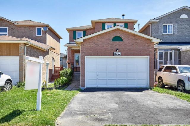 1632 Fairfield Cres, House detached with 3 bedrooms, 3 bathrooms and 4 parking in Pickering ON | Card Image