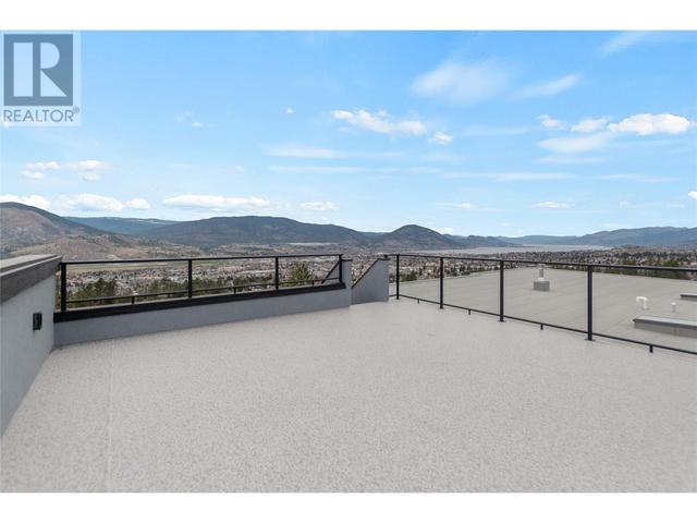 2799 Hawthorn Drive, House detached with 3 bedrooms, 3 bathrooms and 4 parking in Penticton BC | Image 18