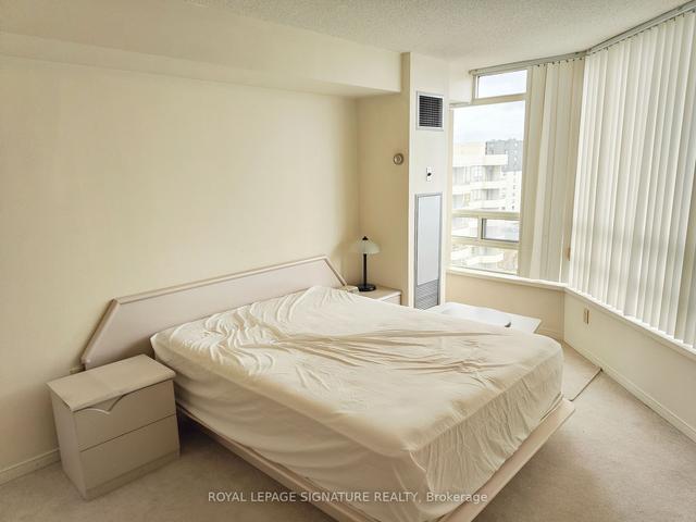 1103 - 75 King St E, Condo with 2 bedrooms, 2 bathrooms and 1 parking in Mississauga ON | Image 6