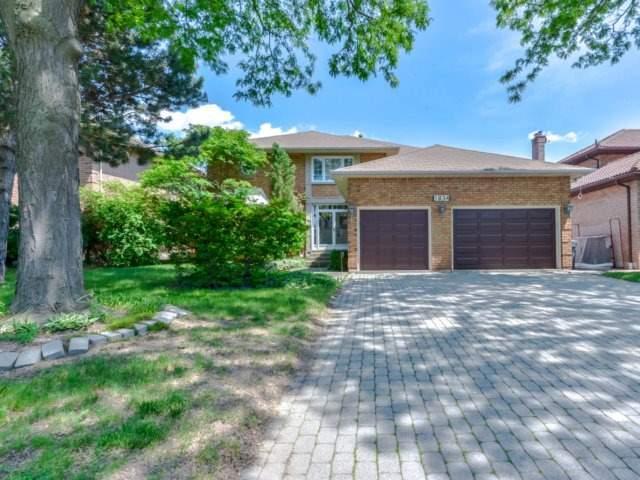 1834 Grosvenor Pl, House detached with 4 bedrooms, 5 bathrooms and 6 parking in Mississauga ON | Image 1