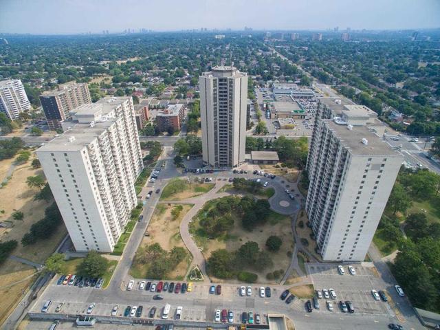 414 - 370 Dixon Rd, Condo with 3 bedrooms, 2 bathrooms and 1 parking in Toronto ON | Image 22