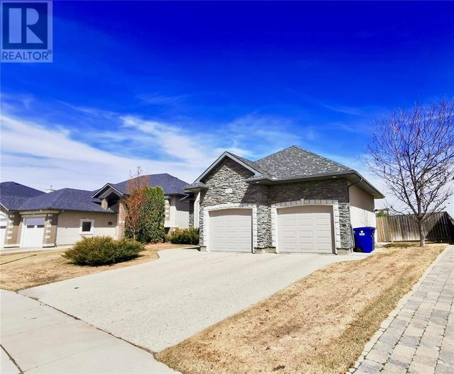 1218 Beechmont Vw, House detached with 4 bedrooms, 3 bathrooms and 4 parking in Saskatoon SK | Image 3