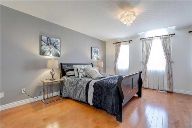 32 Cashmere Cres, House detached with 4 bedrooms, 5 bathrooms and 5 parking in Markham ON | Image 10