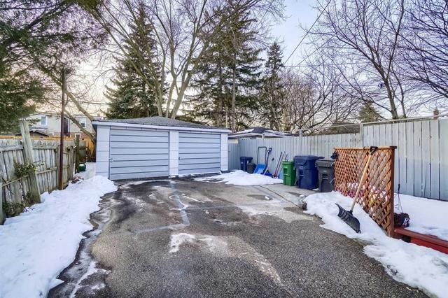 upper - 224 Pickering St, House detached with 2 bedrooms, 1 bathrooms and 1 parking in Toronto ON | Image 24