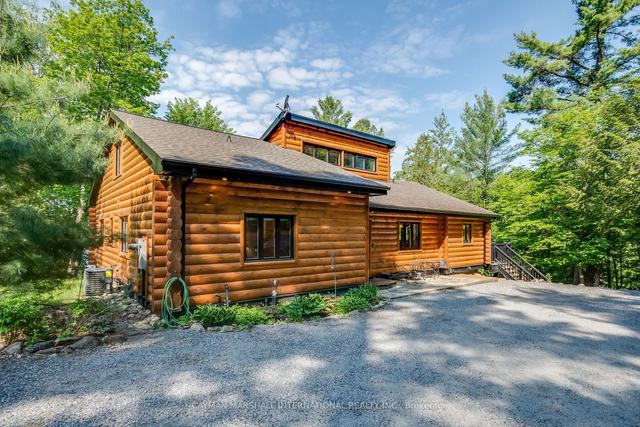 9 - 1113 Golf Avenue Rd W, House detached with 5 bedrooms, 5 bathrooms and 13 parking in Muskoka Lakes ON | Image 33