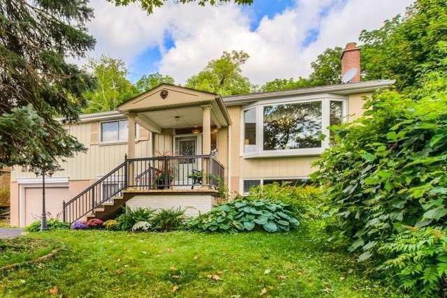48 Sir Raymond Dr, House detached with 3 bedrooms, 2 bathrooms and 4 parking in Toronto ON | Image 1