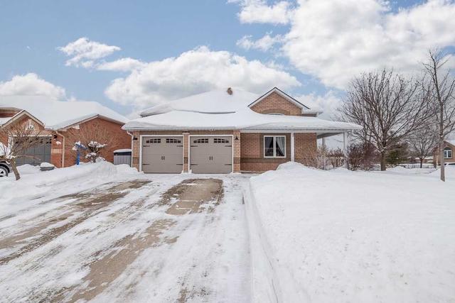 404 Ramblewood Dr, House detached with 2 bedrooms, 3 bathrooms and 4 parking in Wasaga Beach ON | Image 12