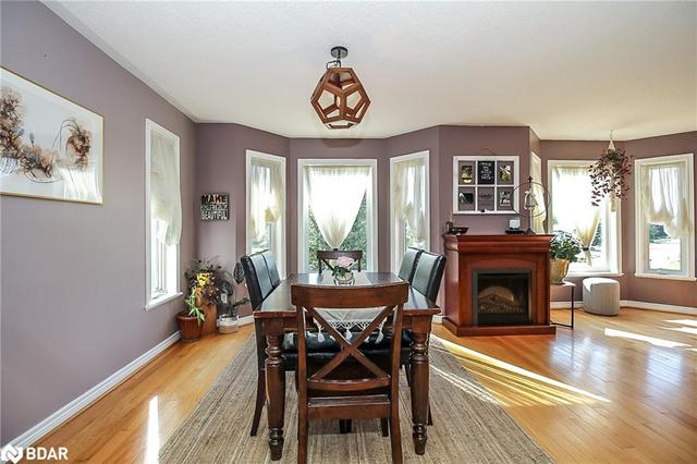 67 Riverdale Drive, House detached with 4 bedrooms, 2 bathrooms and 5 parking in Wasaga Beach ON | Image 11