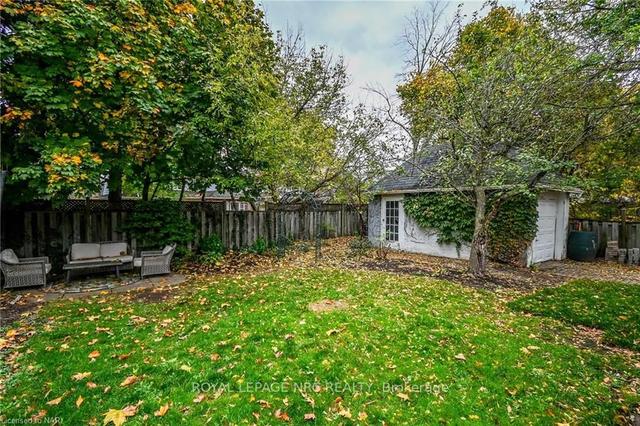 23 Glenridge Ave, House detached with 3 bedrooms, 1 bathrooms and 6 parking in St. Catharines ON | Image 24
