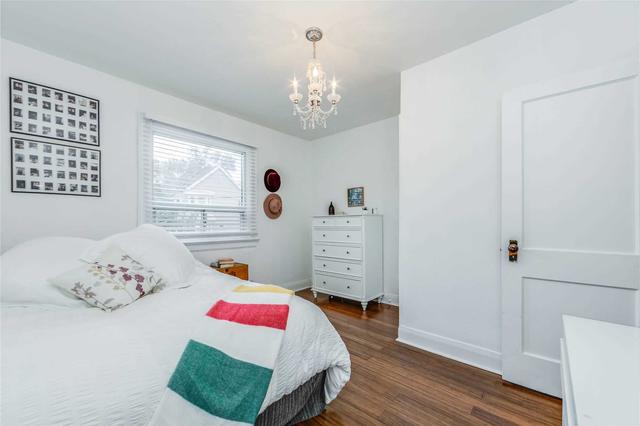 10 Chatham Ave, House semidetached with 2 bedrooms, 2 bathrooms and 1 parking in Toronto ON | Image 13