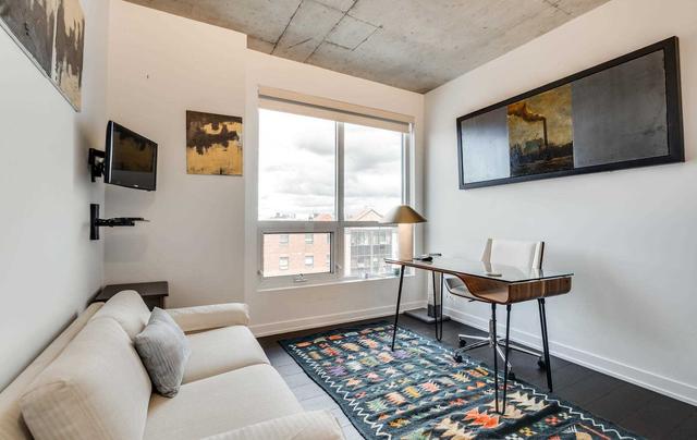 803 - 1030 King St W, Condo with 2 bedrooms, 2 bathrooms and 1 parking in Toronto ON | Image 2