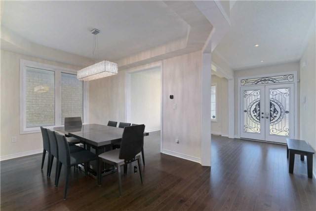 23 Monument Tr, House detached with 4 bedrooms, 4 bathrooms and 2 parking in Brampton ON | Image 5