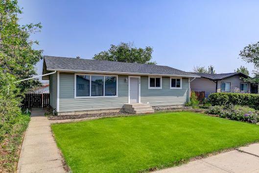 208 10 Avenue Se, House detached with 4 bedrooms, 2 bathrooms and 2 parking in Drumheller AB | Image 1