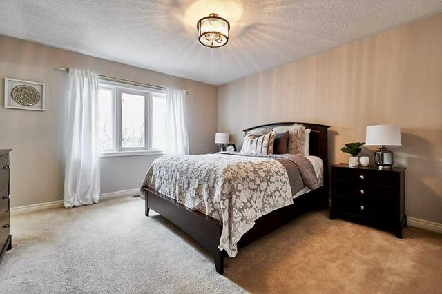 115 Whitefoot Cres, House attached with 3 bedrooms, 3 bathrooms and 3 parking in Ajax ON | Image 19