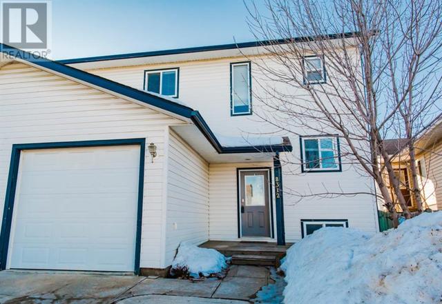 8312 114a Street, House semidetached with 4 bedrooms, 2 bathrooms and 2 parking in Grande Prairie AB | Card Image