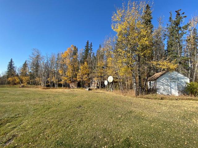 13165 794 Township, House detached with 3 bedrooms, 1 bathrooms and null parking in Saddle Hills County AB | Card Image