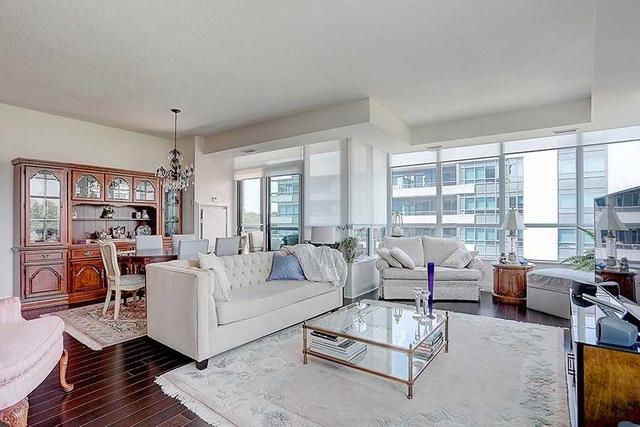 518 - 1 Hurontario St, Condo with 2 bedrooms, 2 bathrooms and 2 parking in Mississauga ON | Image 6