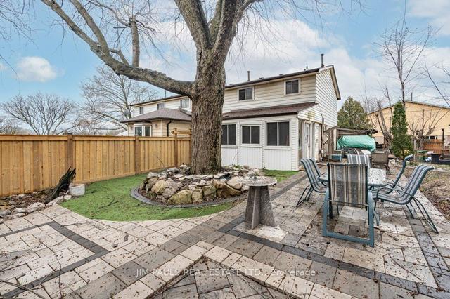 110 Golden Orchard Dr, House attached with 5 bedrooms, 3 bathrooms and 2 parking in Hamilton ON | Image 26