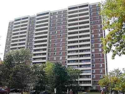 1805 - 270 Palmdale Dr, Condo with 2 bedrooms, 1 bathrooms and 1 parking in Toronto ON | Image 1