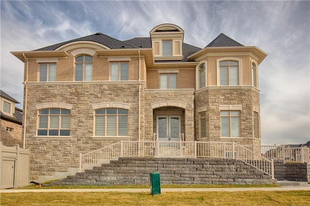 21 Giardina Cres, House detached with 5 bedrooms, 5 bathrooms and 4 parking in Richmond Hill ON | Image 2