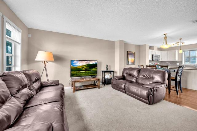47 Marine Drive Se, Home with 3 bedrooms, 3 bathrooms and 2 parking in Calgary AB | Image 6