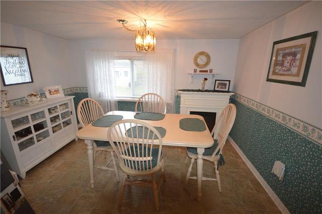 39 Bonnechere Street, Home with 2 bedrooms, 2 bathrooms and 3 parking in Renfrew ON | Image 7