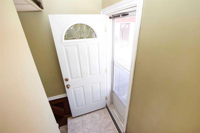 1455 Park Rd S, House detached with 3 bedrooms, 2 bathrooms and 6 parking in Oshawa ON | Image 8